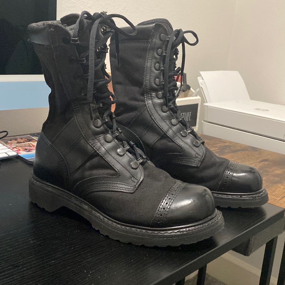 Women military jump boot - fits women size 7.5